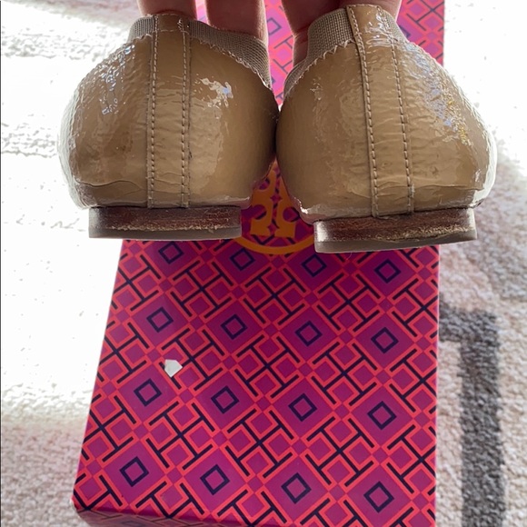 Tory Burch Caroline Flat - Picture 4 of 5